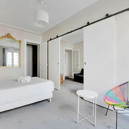 Bright - 2br-4p - Belleville * Parigi
